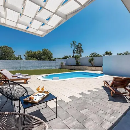 Gorgeous In Holiday home Betina (Sibenik-Knin)