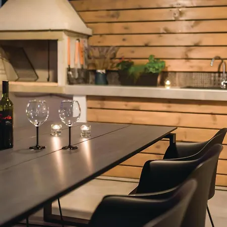 Gorgeous In Holiday home