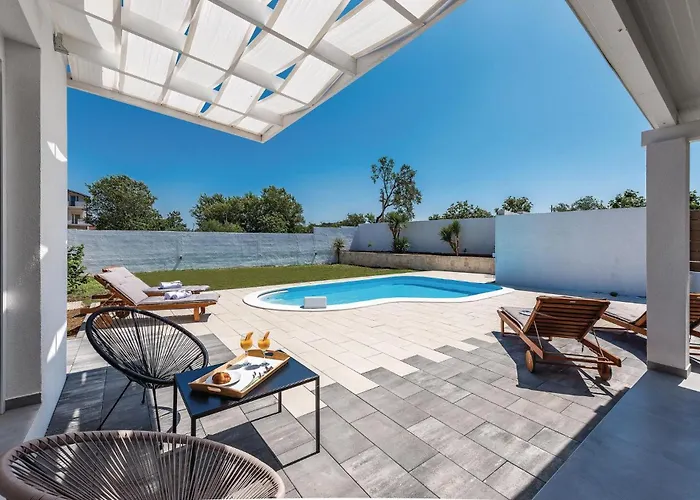 Gorgeous In Сasa de vacaciones Betina (Sibenik-Knin)